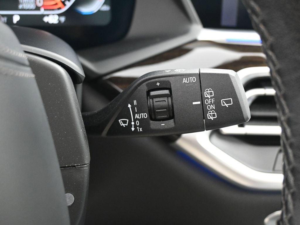 Used 2021 BMW X5 xDrive40i image 18