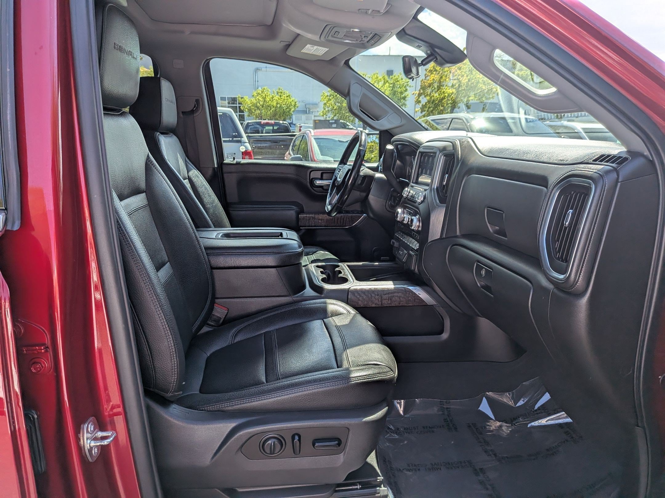 Used 2019 GMC Sierra 1500 Denali w/ Denali Ultimate Package AWD/4WD image 29