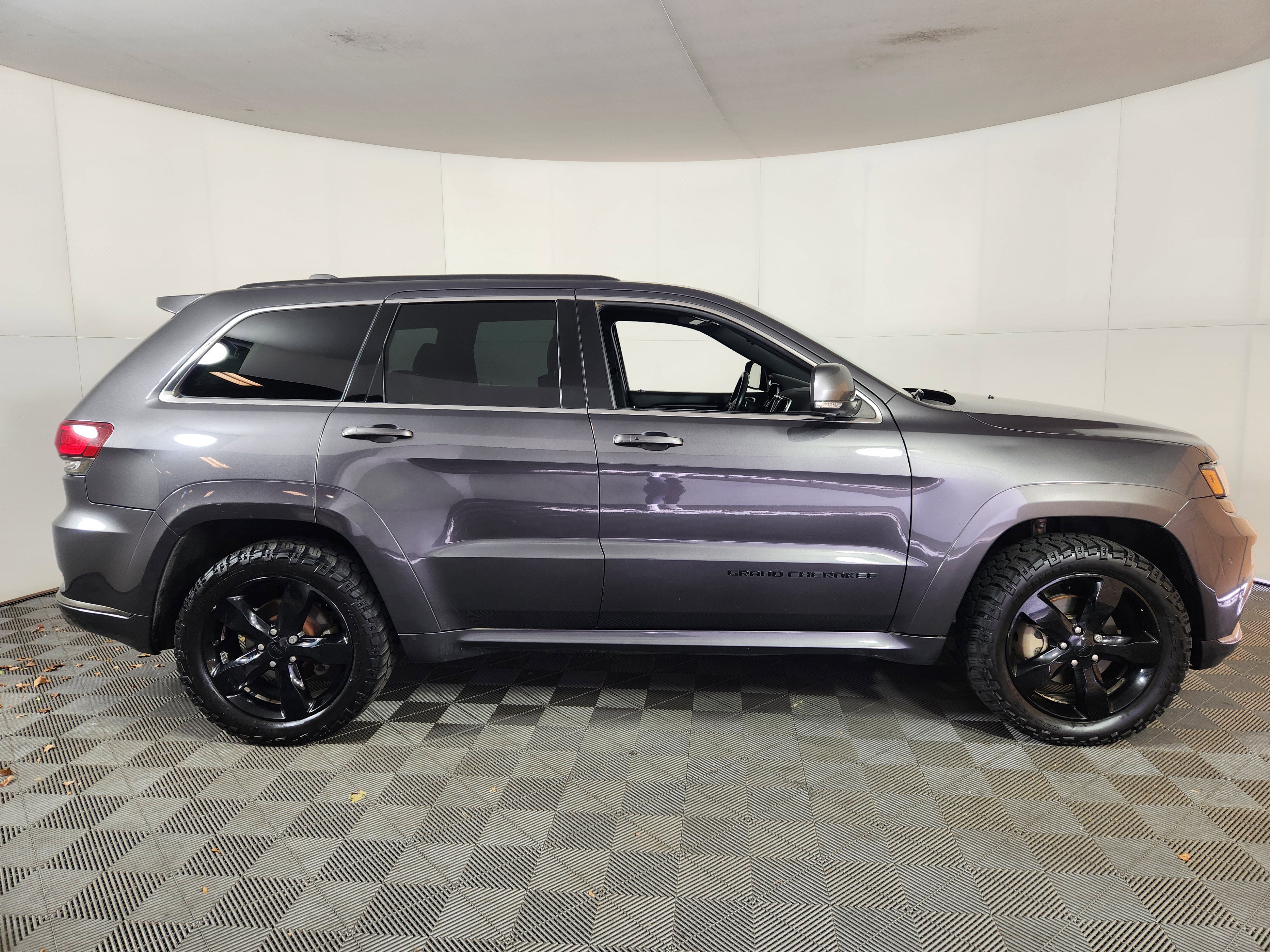 Used 2016 Jeep Grand Cherokee High Altitude image 8