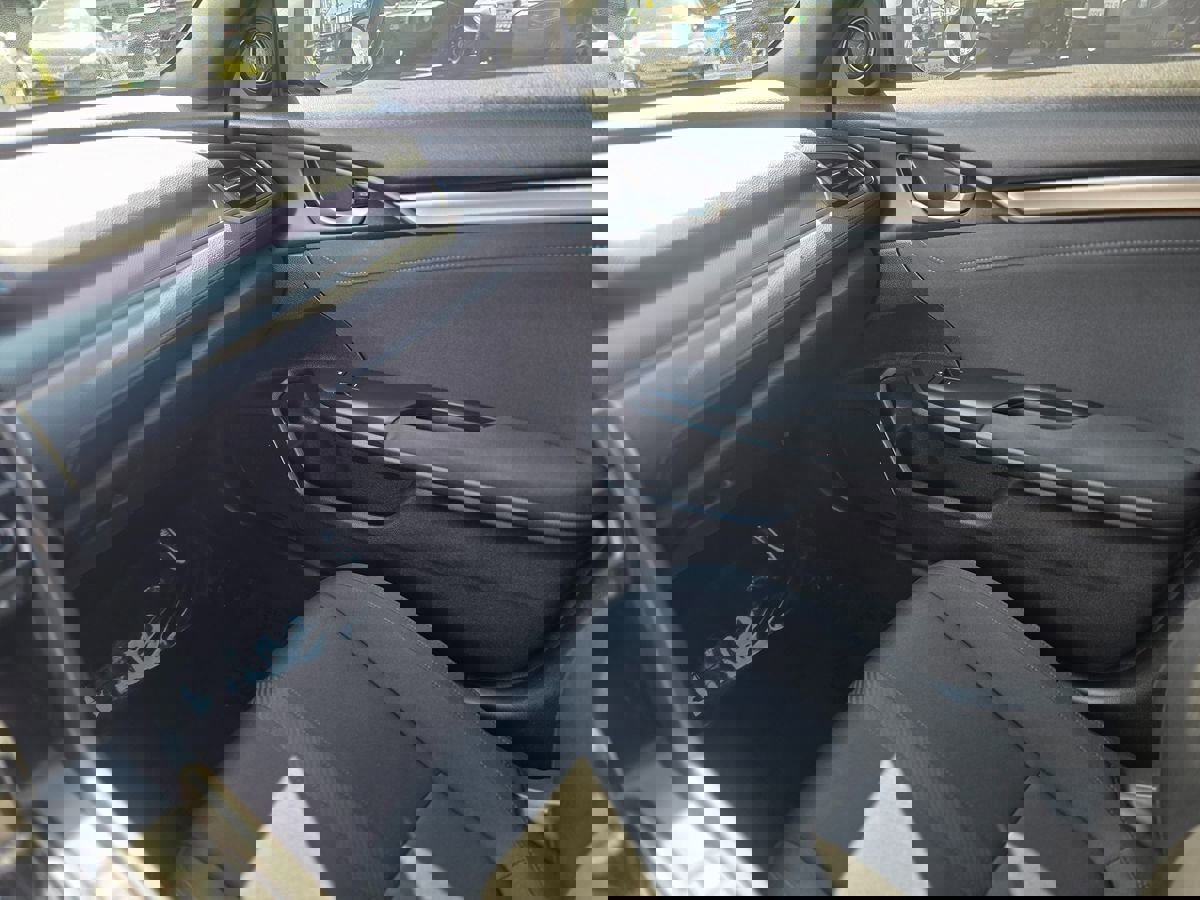 Used 2019 Honda Civic EX image 32