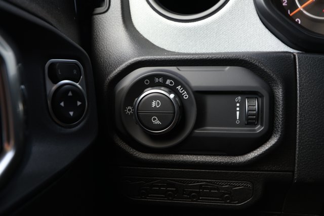 New 2026 Jeep Gladiator Sport image 15