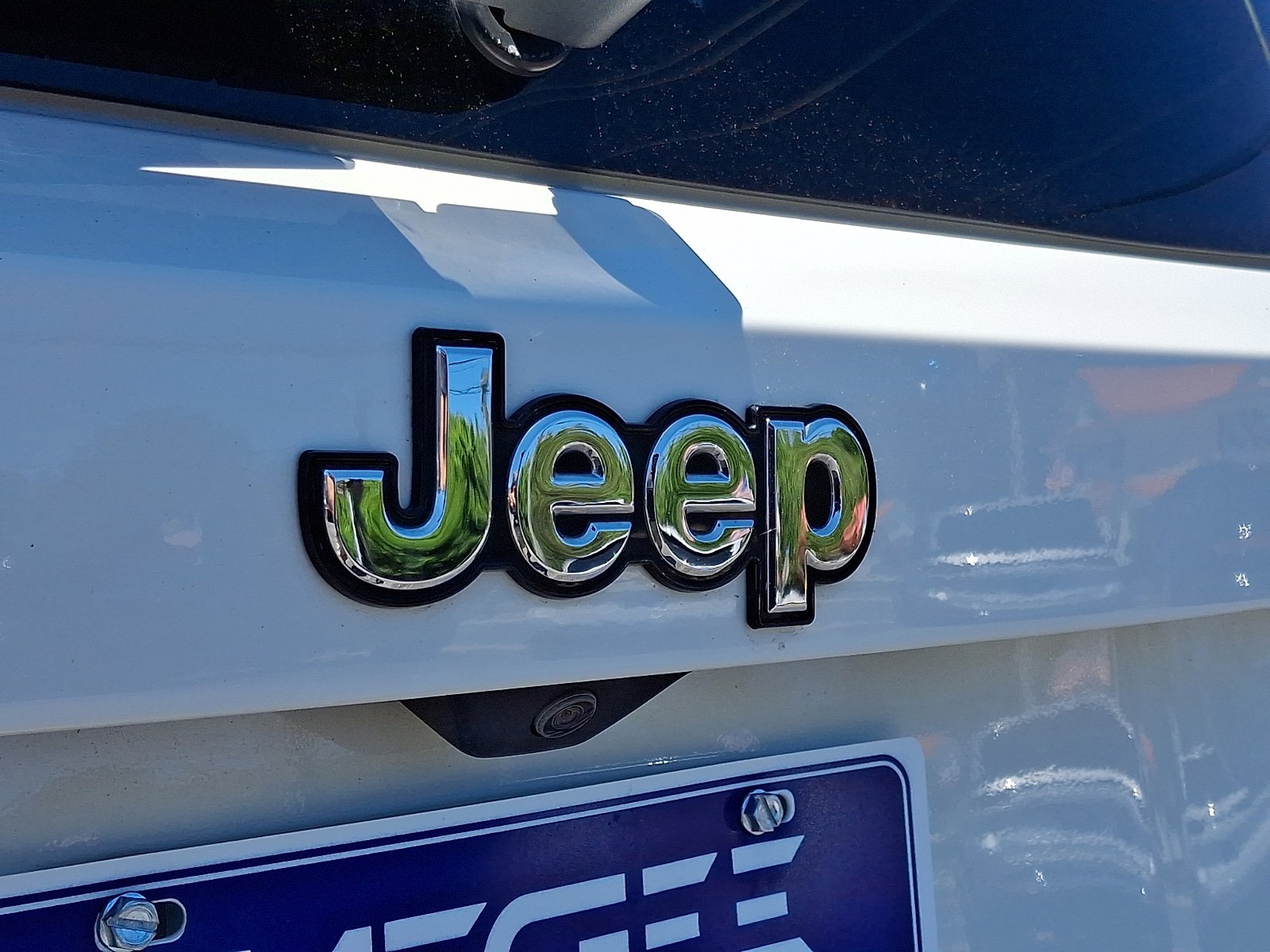 Used 2023 Jeep Renegade Latitude AWD/4WD image 30
