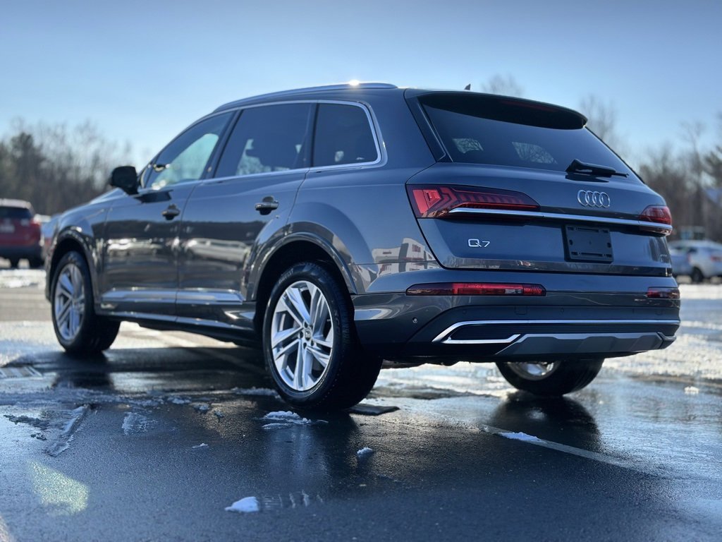 Used 2023 Audi Q7 2.0T Premium w/ Convenience Package image 4