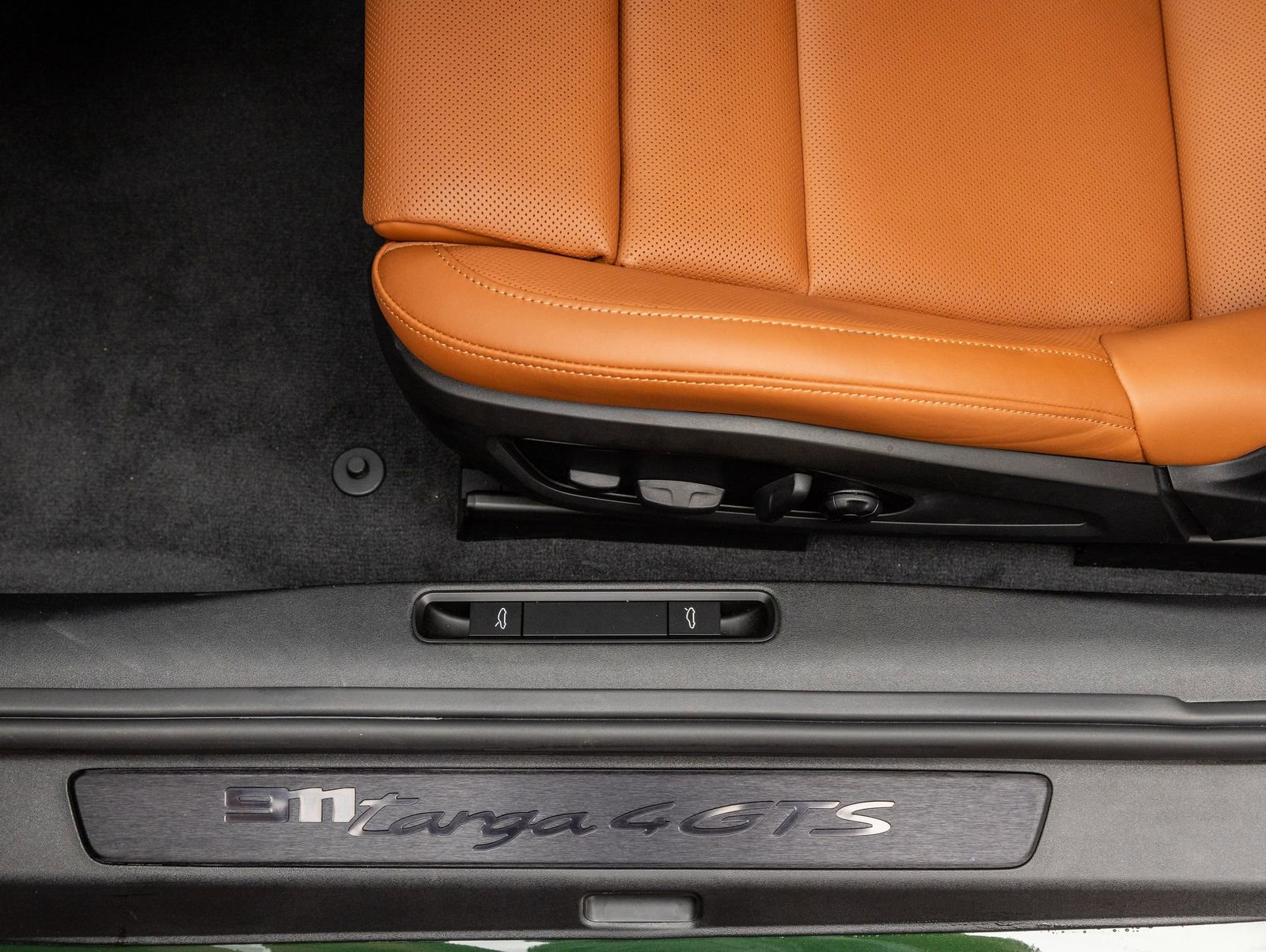 Certified 2026 Porsche 911 Targa 4 GTS image 23