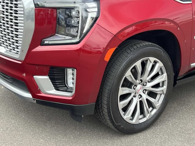 Used 2022 GMC Yukon Denali w/ Denali Premium Package AWD/4WD image 7