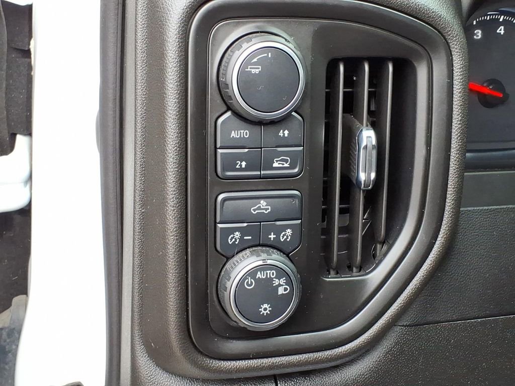 Certified 2023 Chevrolet Silverado 1500 Custom w/ LPO, Dark Essentials Package image 15