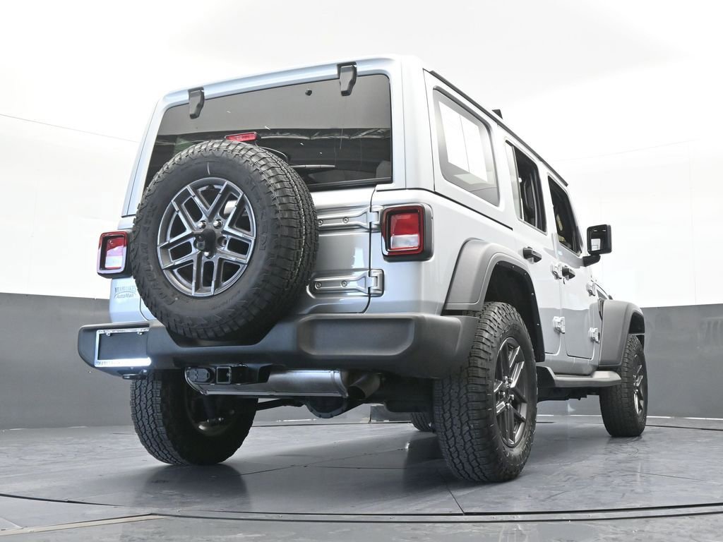 Used 2024 Jeep Wrangler Sport S AWD/4WD image 55