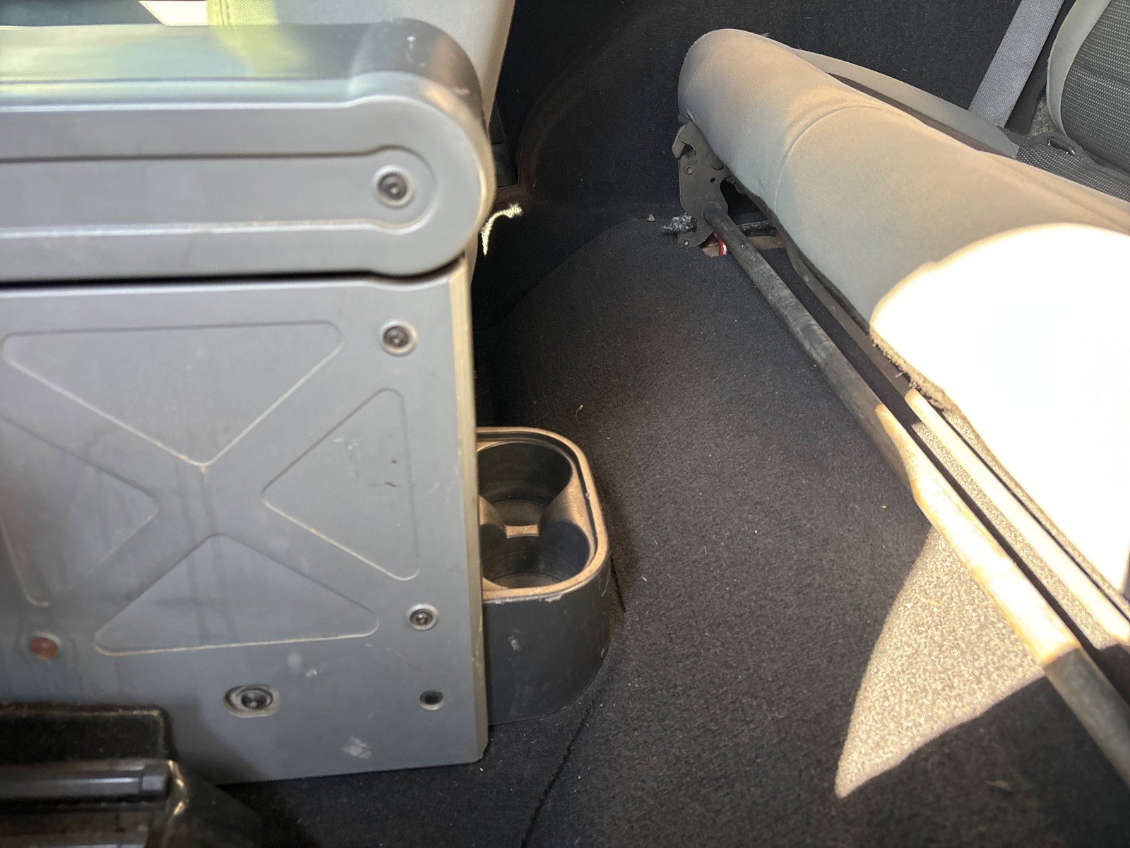 Used 2009 Jeep Wrangler X image 32