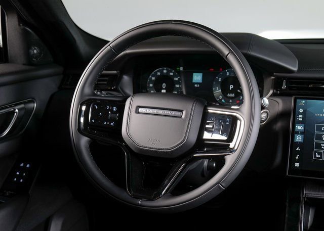 New 2026 Land Rover Range Rover Velar Dynamic SE image 11