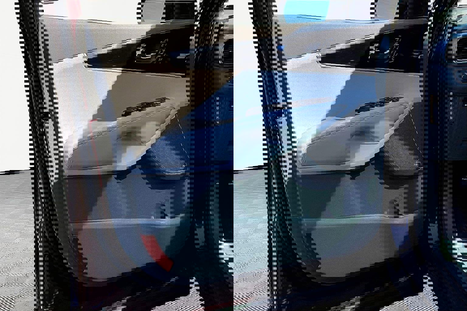 Used 2016 Kia Sorento SX image 20