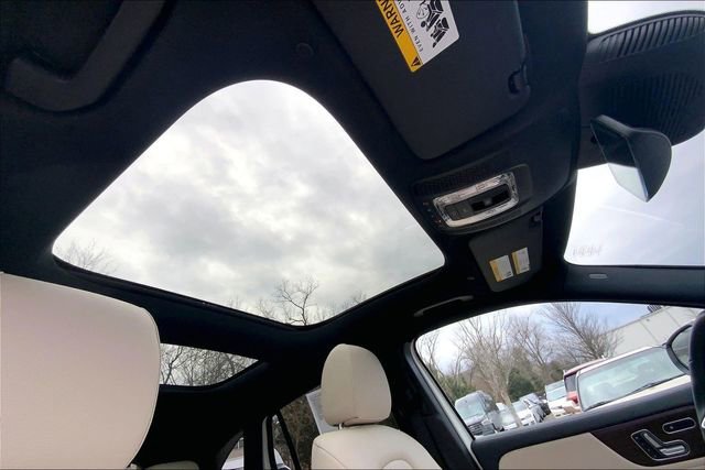 Used 2026 Mercedes-Benz GLA 250 4MATIC image 11