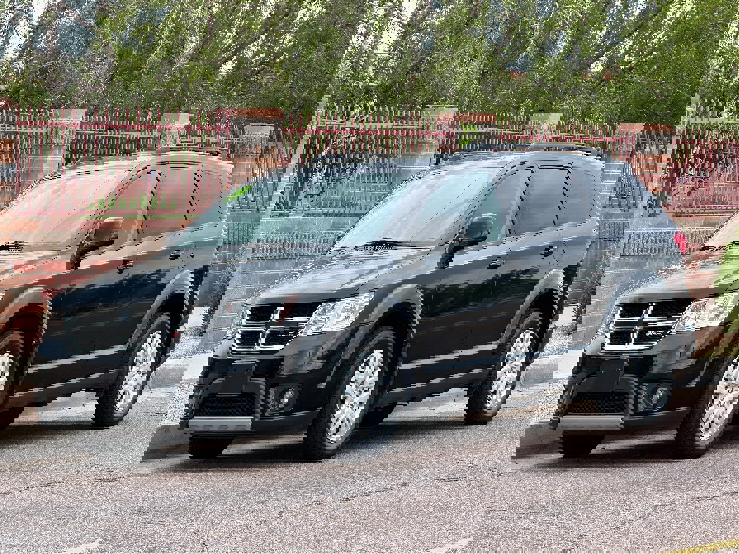 Used 2019 Dodge Journey SE