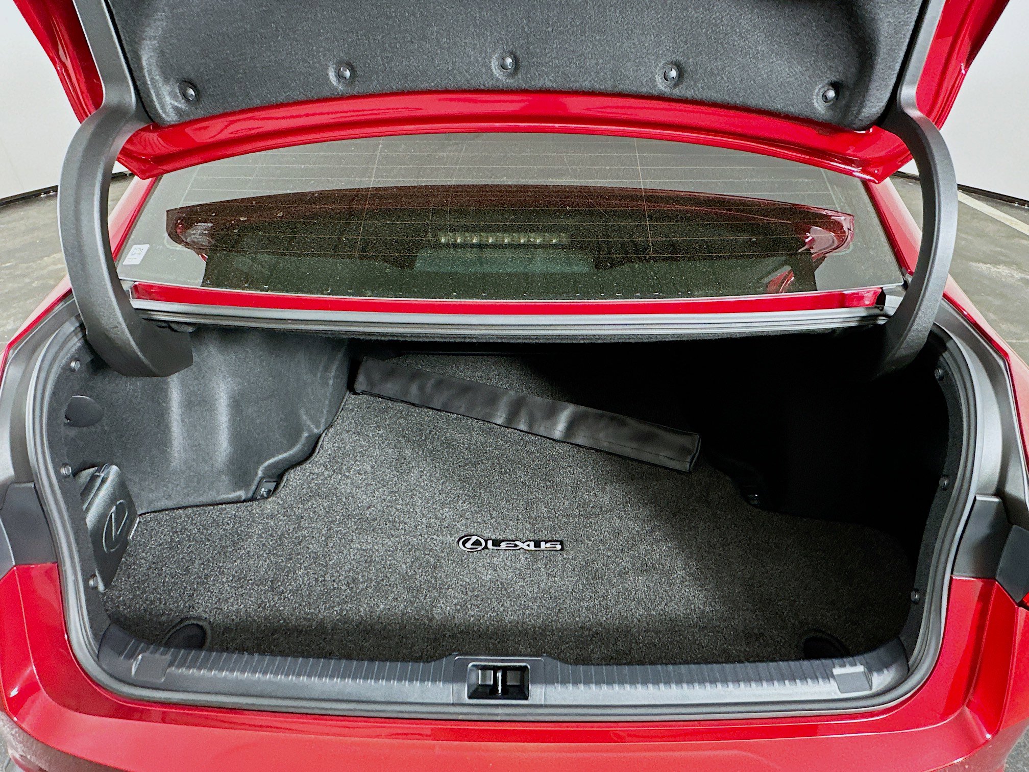 Used 2024 Lexus IS 350 F Sport image 31