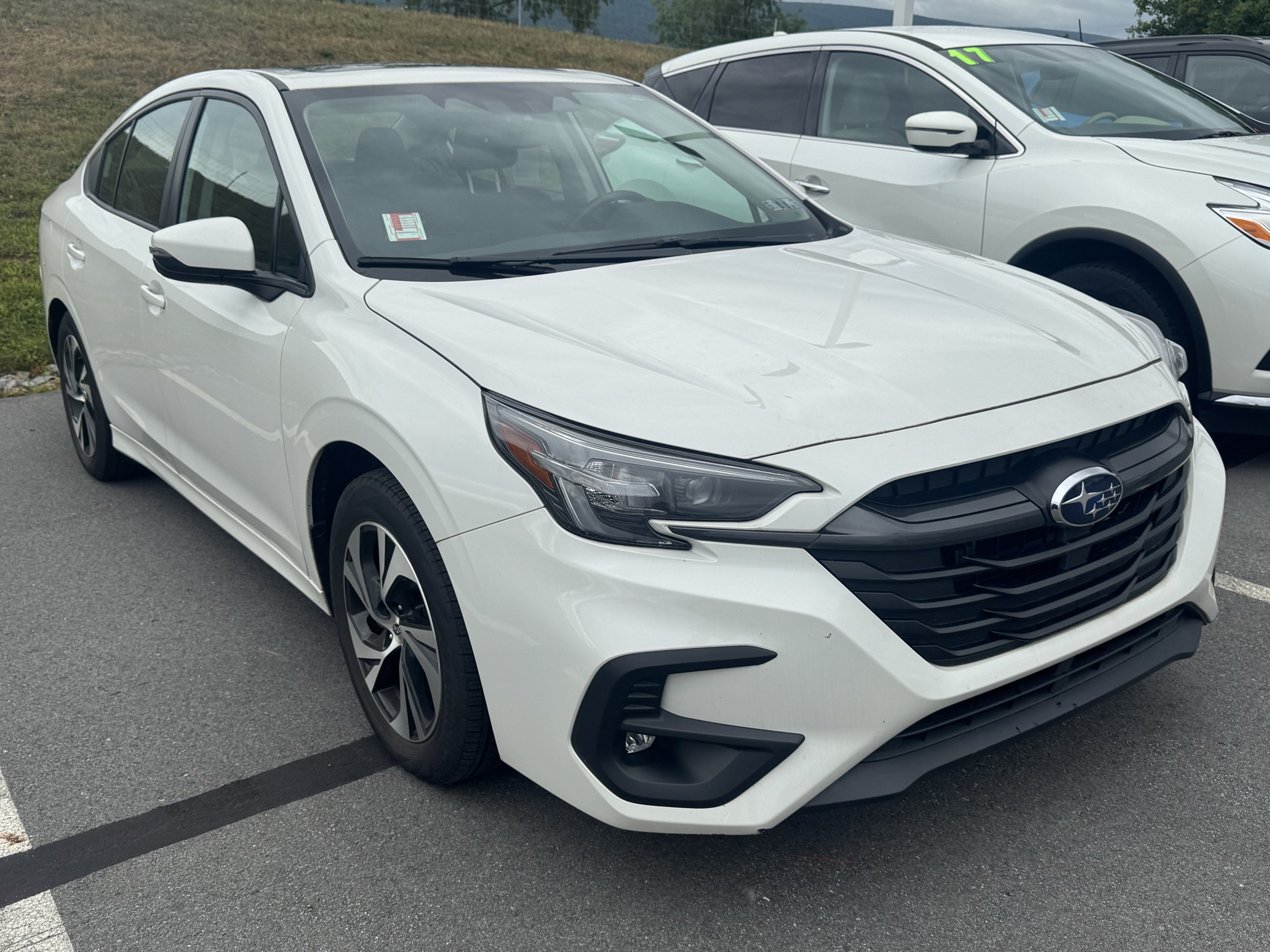 Certified 2025 Subaru Legacy Premium AWD/4WD image 1