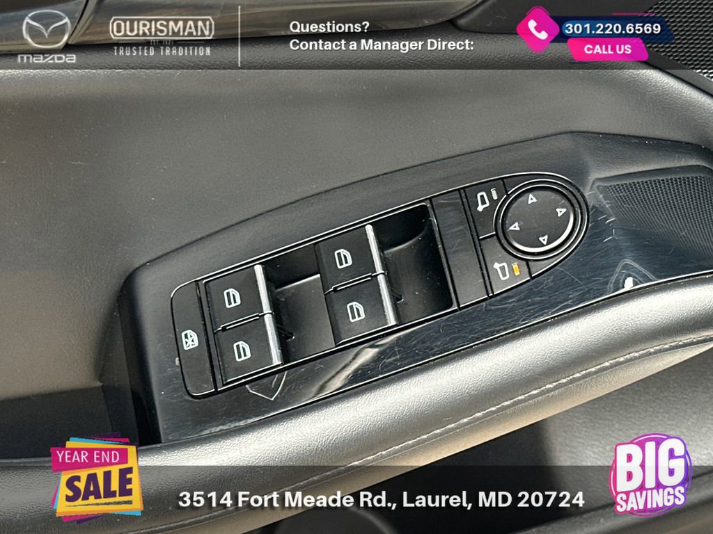 Used 2023 MAZDA MAZDA3 s image 9