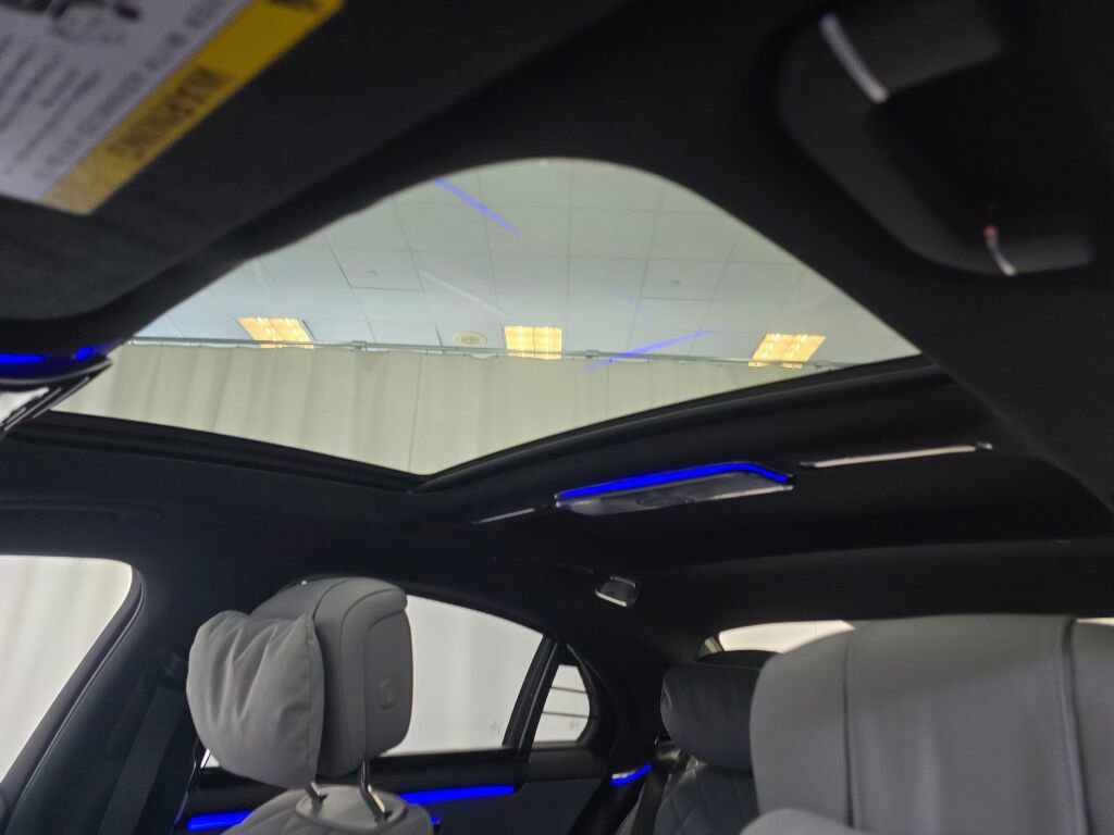 New 2025 Mercedes-Benz S 580 4MATIC Sedan image 28