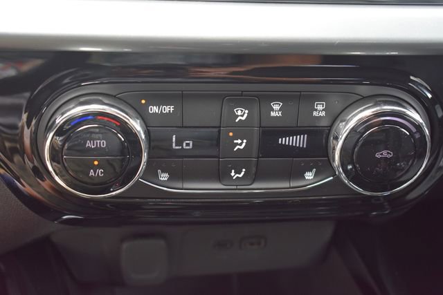 New 2026 Chevrolet Trax LT w/ LT Convenience Package FWD image 28