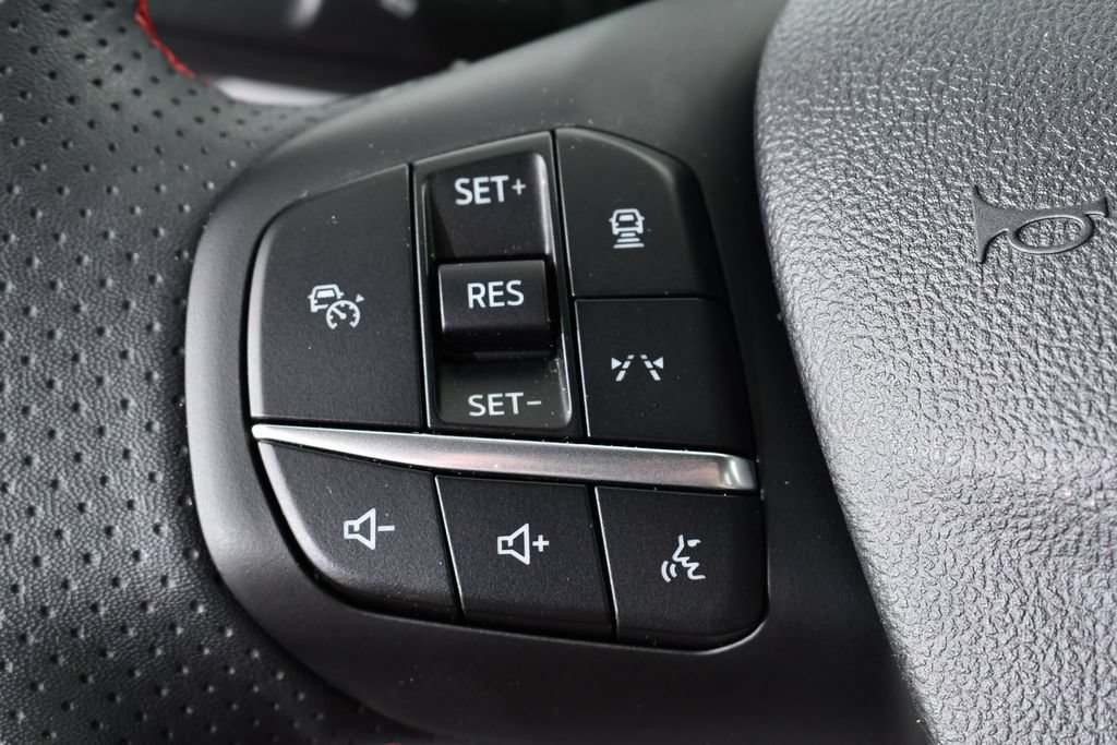 Used 2024 Ford Escape ST-Line w/ Tech Pack #1 AWD/4WD image 32