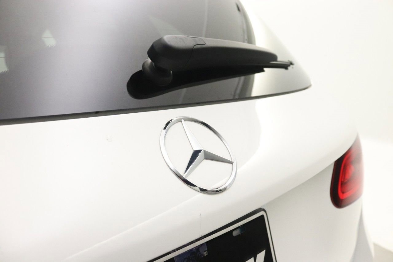 Certified 2022 Mercedes-Benz GLC 300 image 23