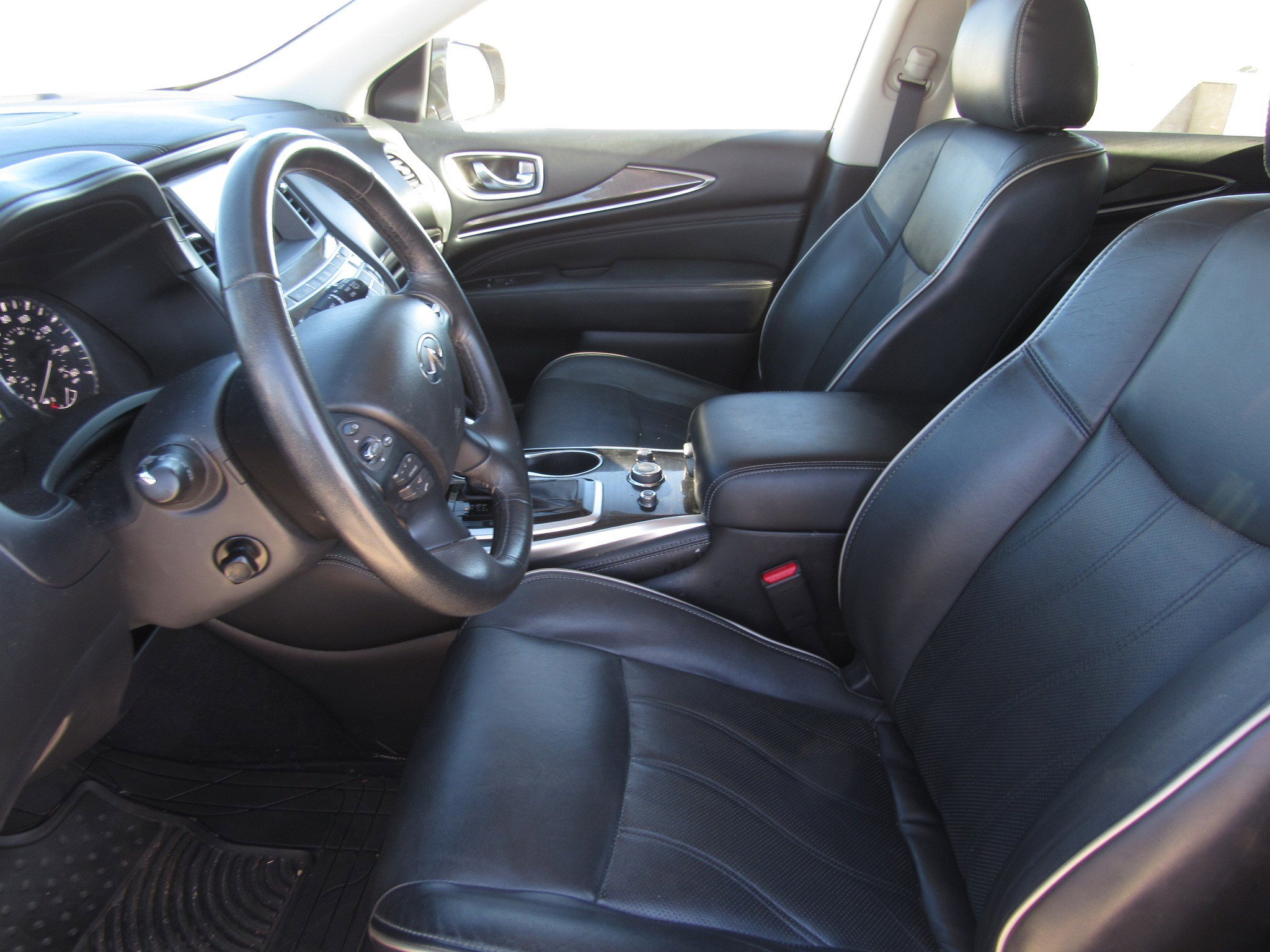 Used 2018 INFINITI QX60 Luxe image 16