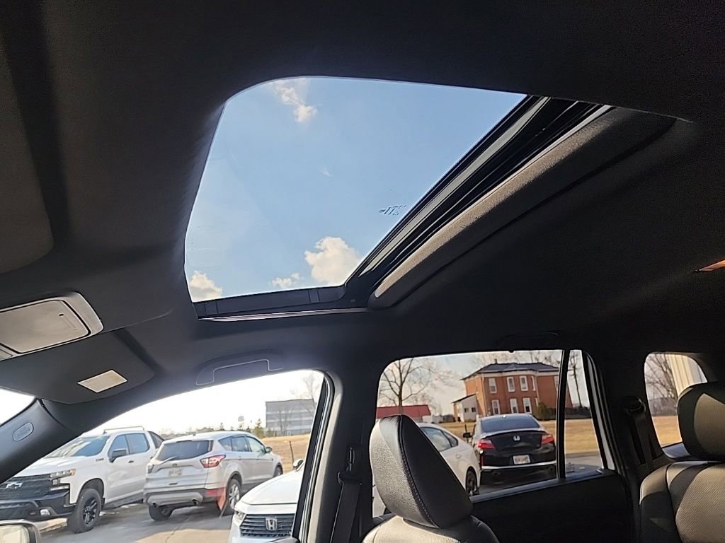 Used 2023 Honda Passport EX-L image 12