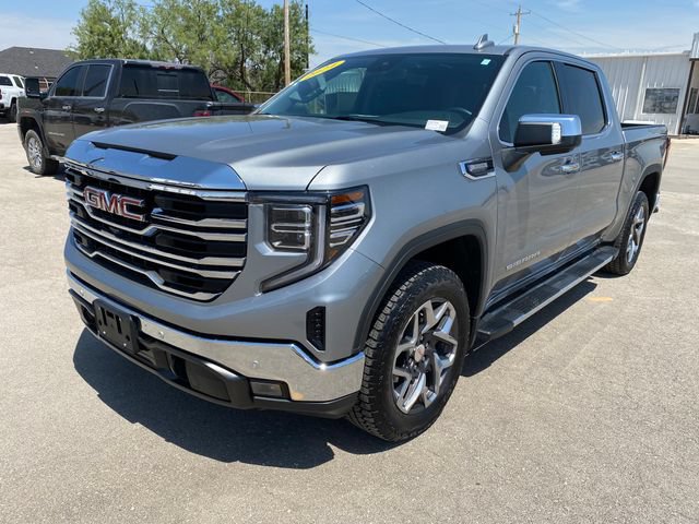 Used 2024 GMC Sierra 1500 SLT AWD/4WD image 2