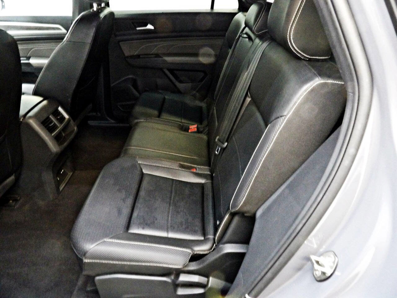 Used 2022 Volkswagen Atlas Cross Sport SE image 10