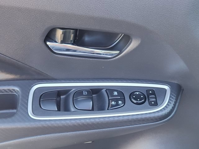 Certified 2024 Nissan Versa SR w/ Electronics Package FWD image 8