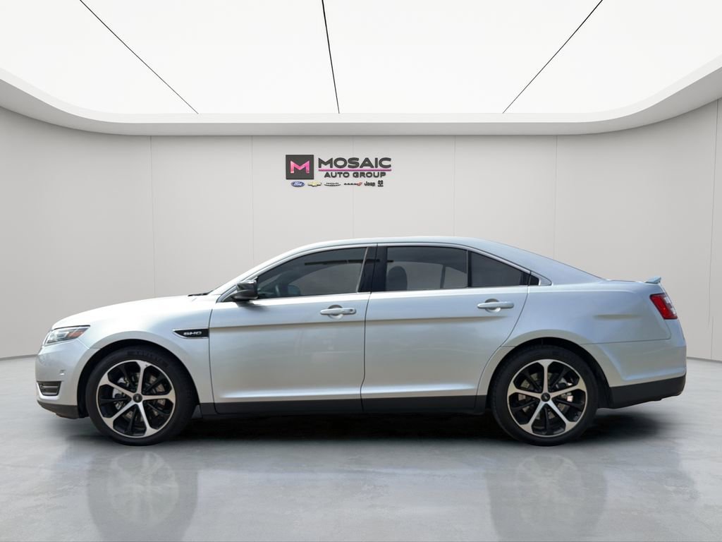 Used 2015 Ford Taurus SHO w/ Technology Package AWD/4WD image 4