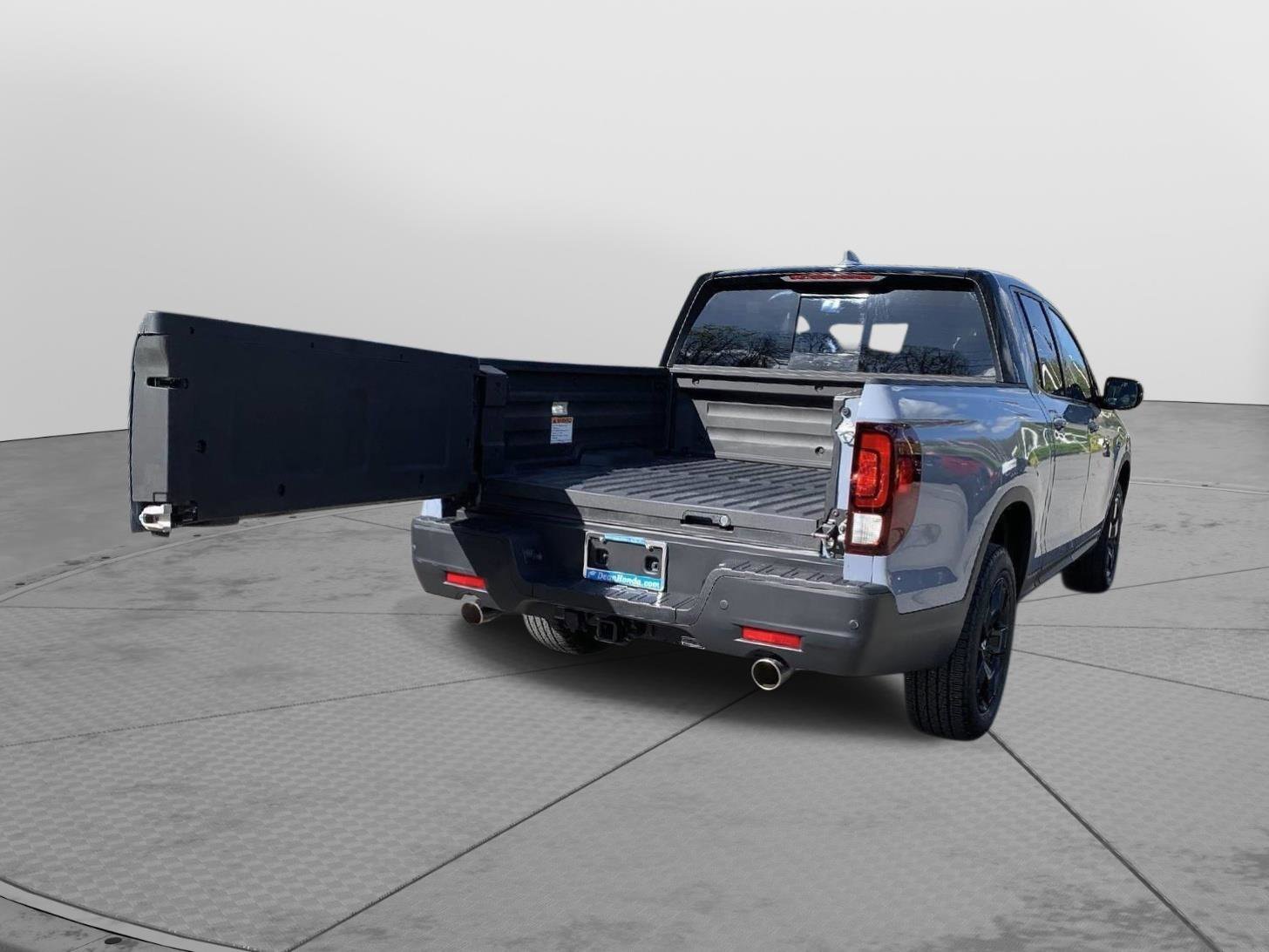 Certified 2024 Honda Ridgeline Black Edition image 50