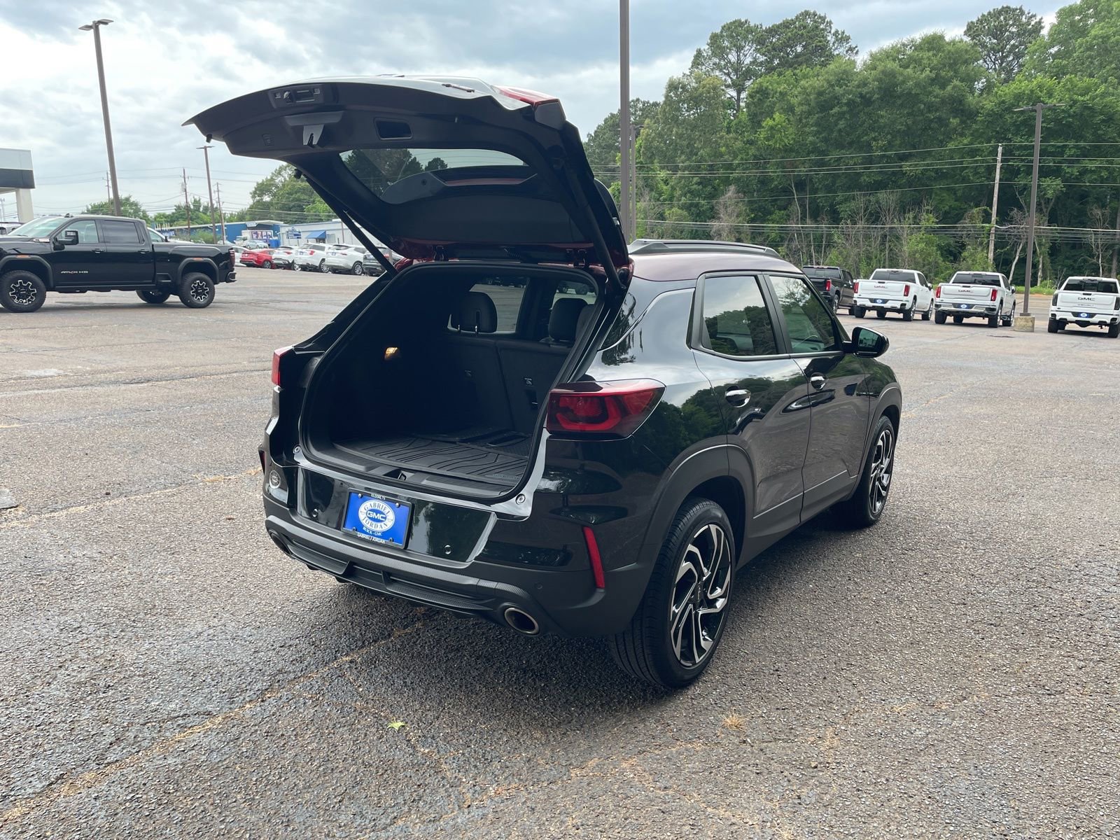 Used 2025 Chevrolet TrailBlazer RS w/ Convenience Package FWD image 31