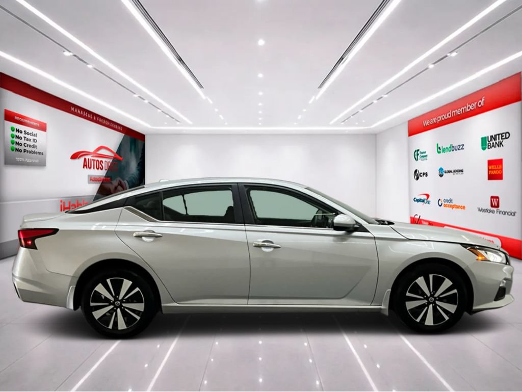 Used 2021 Nissan Altima 2.5 SV AWD/4WD image 8