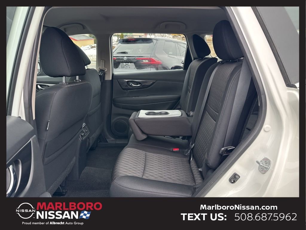 Certified 2017 Nissan Rogue S image 15