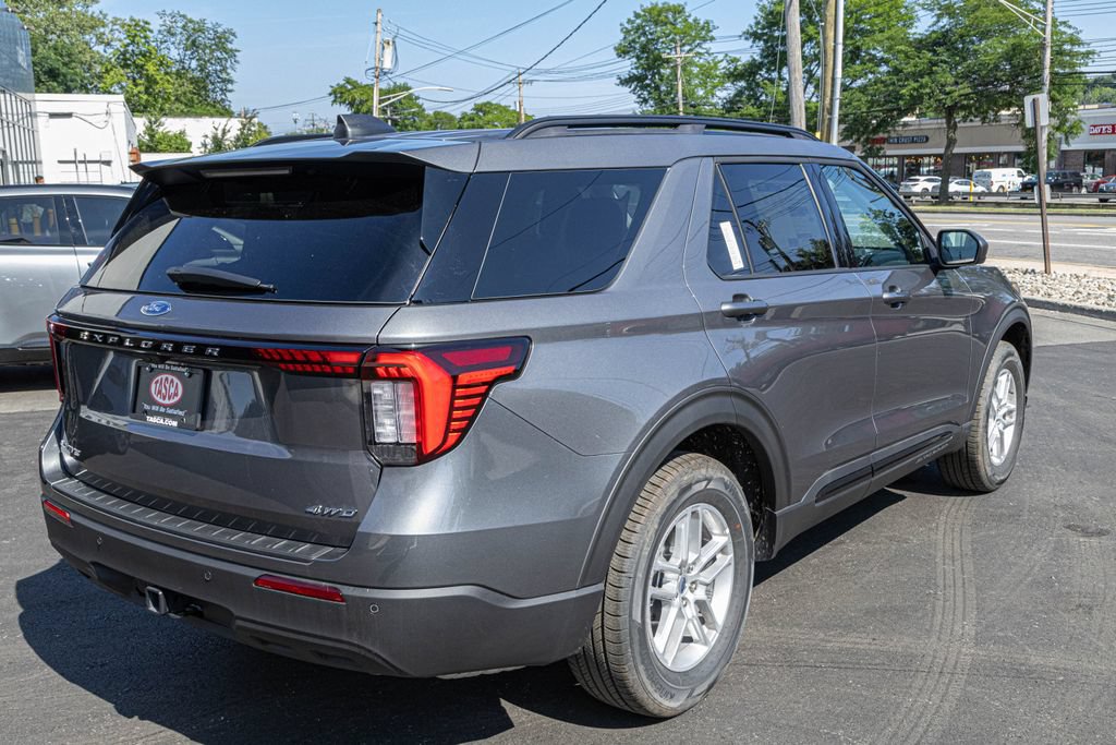 New 2026 Ford Explorer Active AWD/4WD image 6
