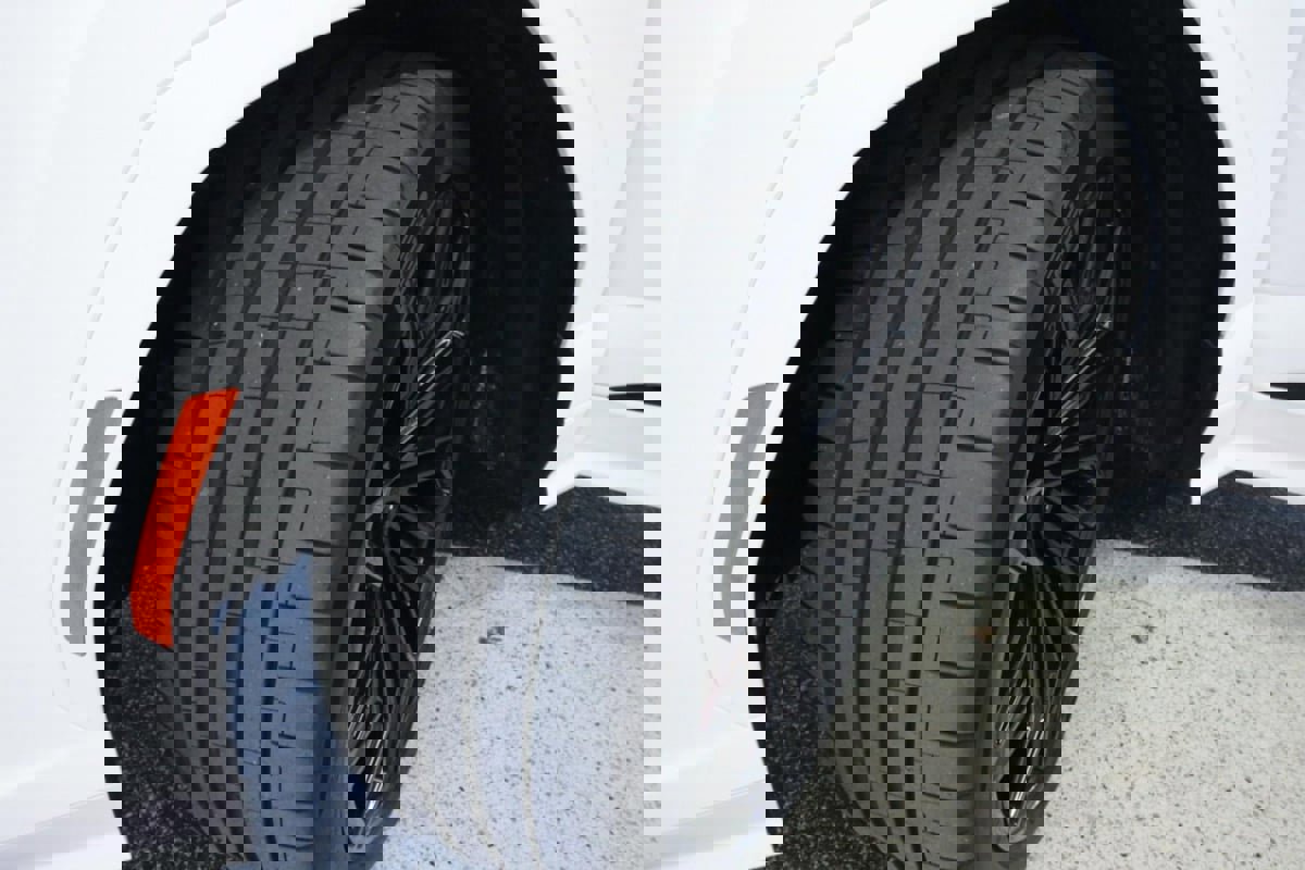 Used 2025 Lamborghini Urus SE image 12