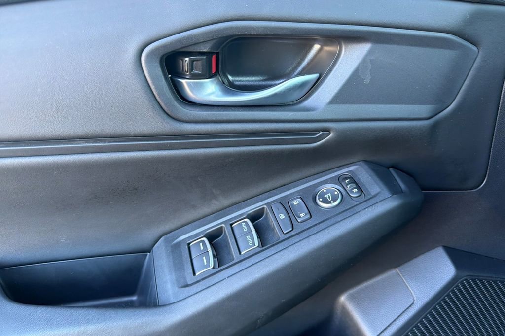 Certified 2025 Honda Accord SE image 11