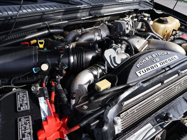 Used 2009 Ford F350 FX4 AWD/4WD image 24