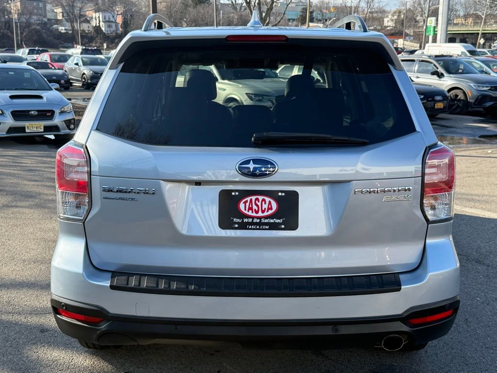 Used 2017 Subaru Forester 2.5i Limited AWD/4WD image 6