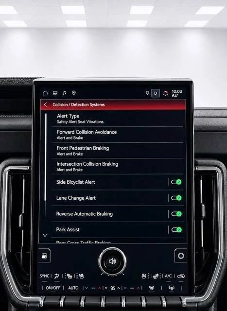 Used 2026 GMC Yukon Denali w/ Sun & Power Step Package AWD/4WD image 35