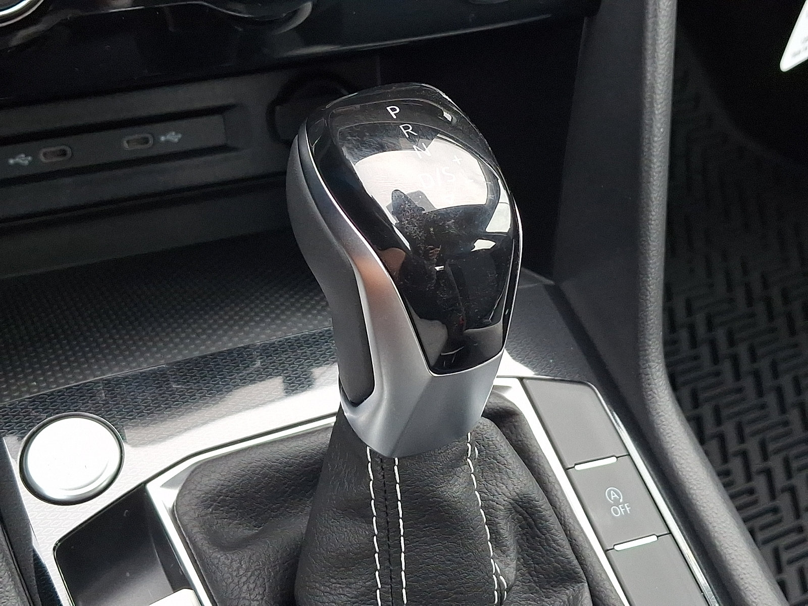 New 2027 Volkswagen Taos S FWD image 9