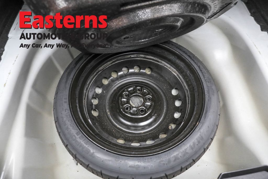 Used 2024 Toyota Corolla LE image 21