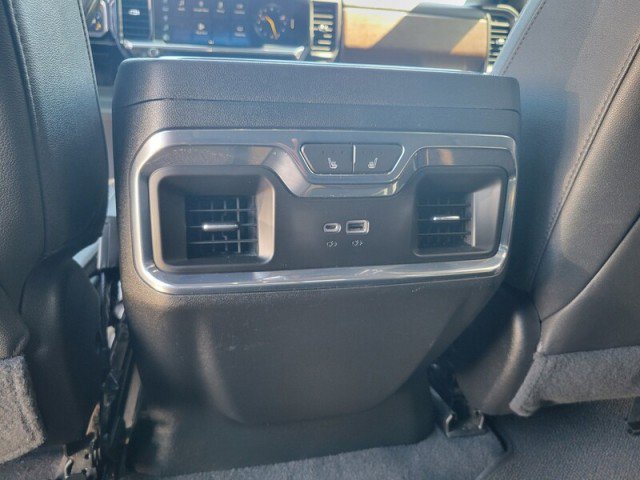 Used 2023 Chevrolet Silverado 1500 High Country w/ Technology Package AWD/4WD image 27