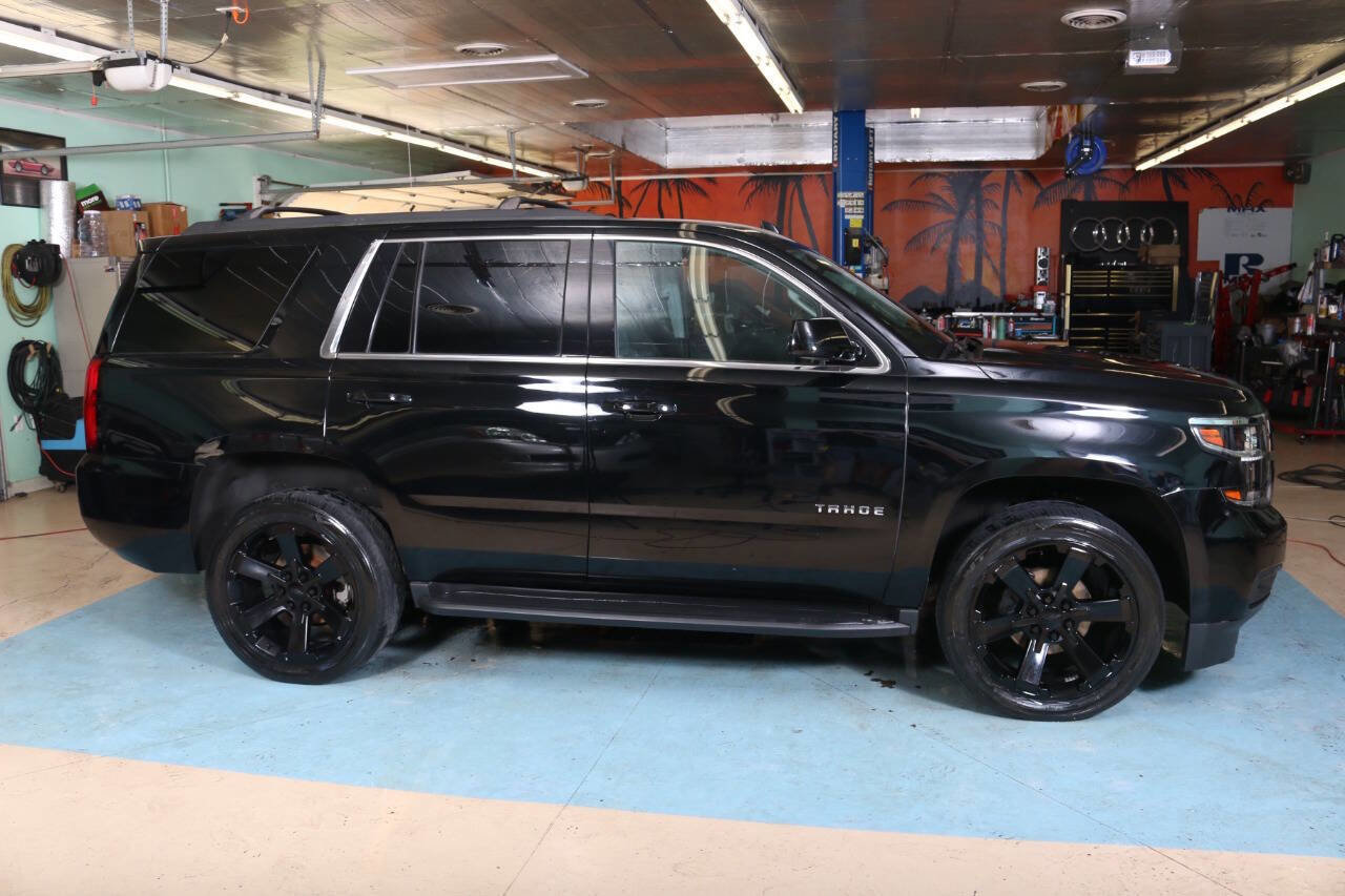 Used 2020 Chevrolet Tahoe LS AWD/4WD image 1