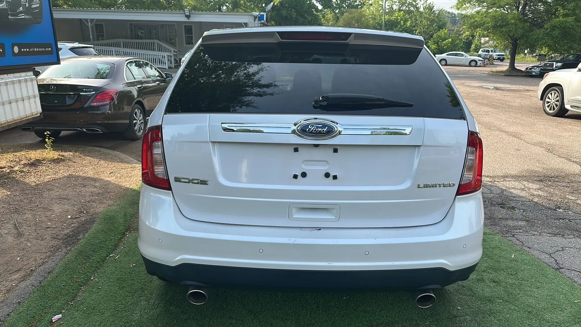 Used 2011 Ford Edge Limited w/ 302A Rapid Spec Order Code FWD image 6