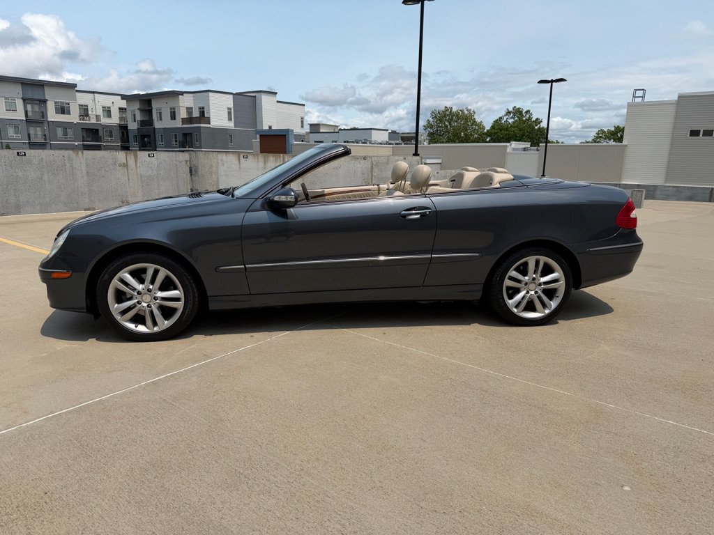 Used 2008 Mercedes-Benz CLK 350 Cabriolet image 4