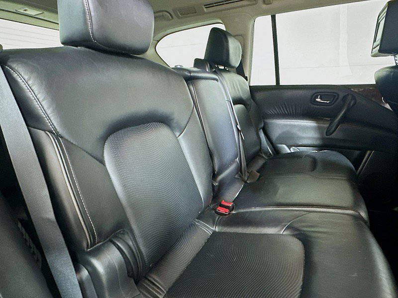 Used 2015 INFINITI QX80 4WD w/ Theater Package image 29