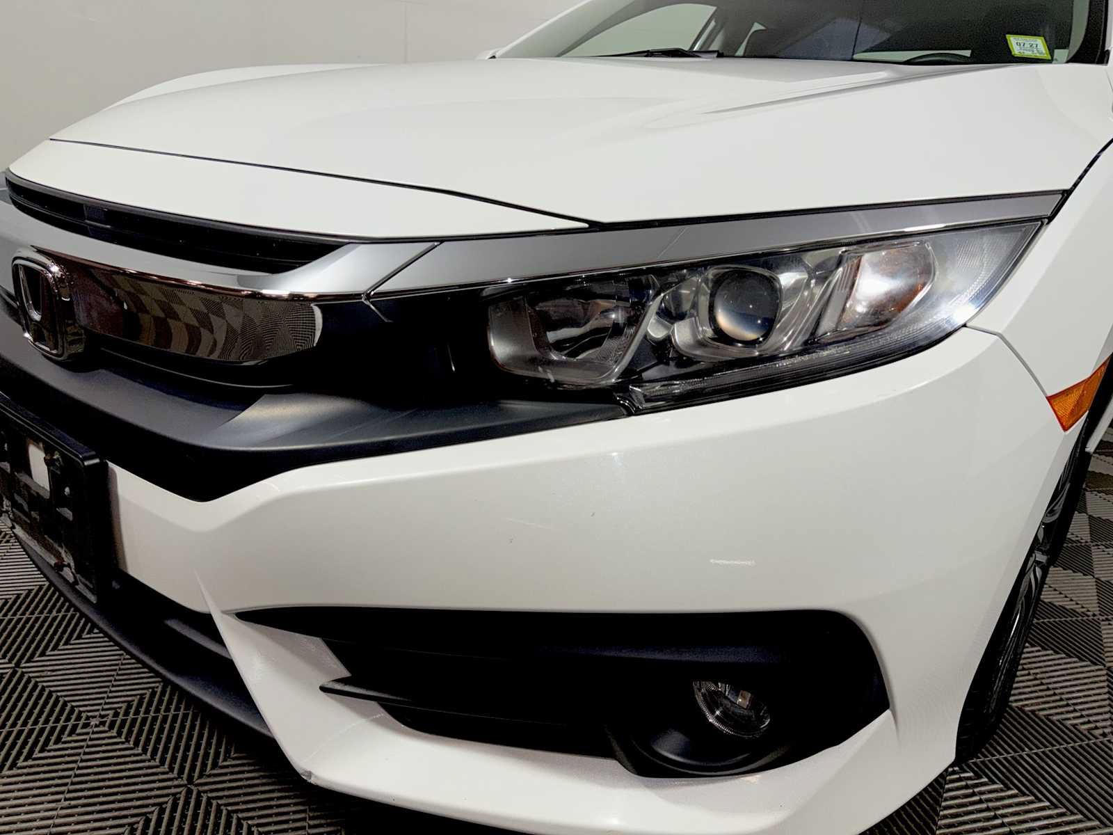 Used 2016 Honda Civic EX-L image 23