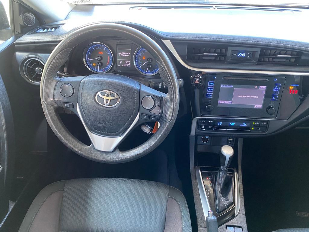 Used 2019 Toyota Corolla LE FWD image 12