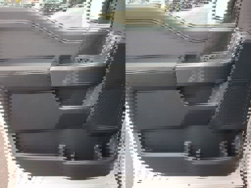 Used 2022 Ford F150 XLT w/ Equipment Group 301A Mid image 13