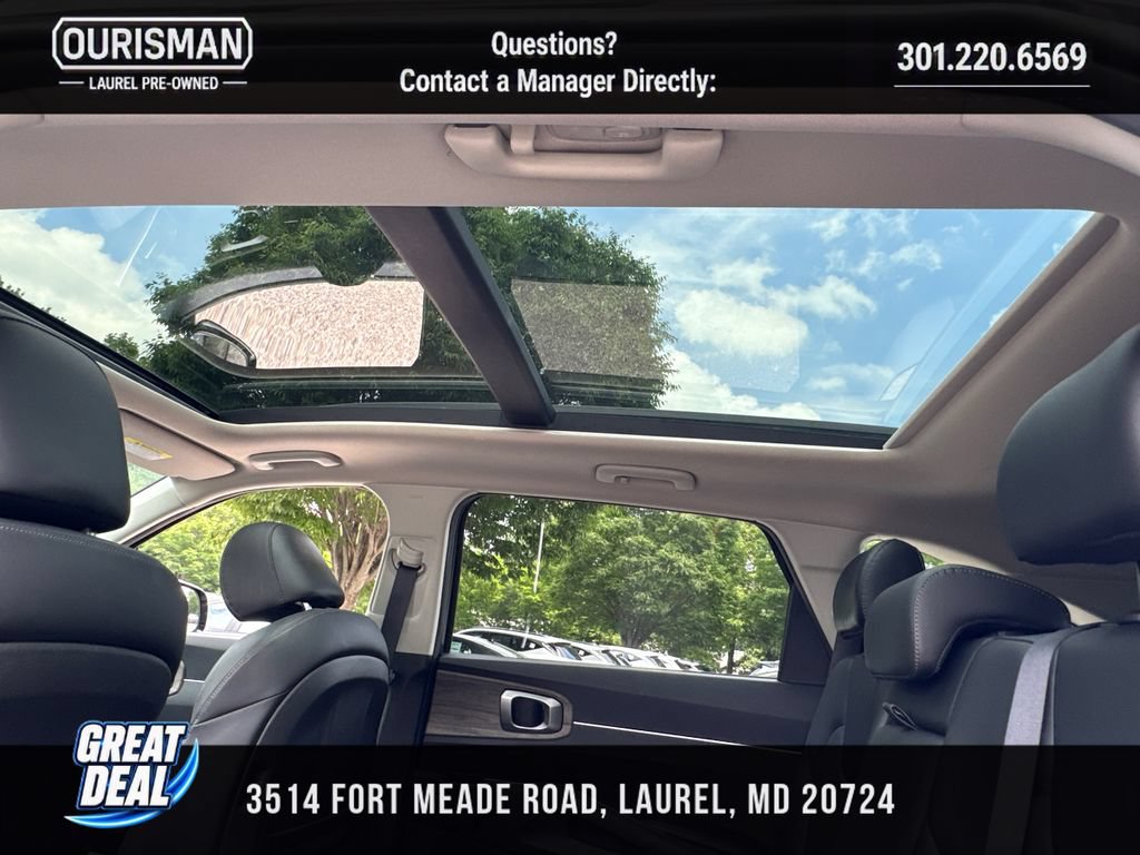 Used 2023 Kia Sorento S w/ Panoramic Sunroof Package AWD/4WD image 16